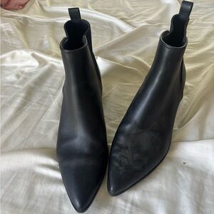 Women's Black Pointed Chelsea Ankle Boots